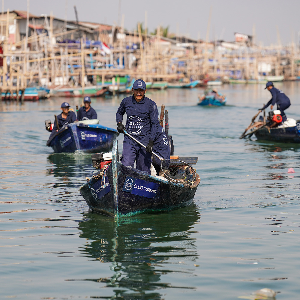 OWP Collection boats with collectors on the water